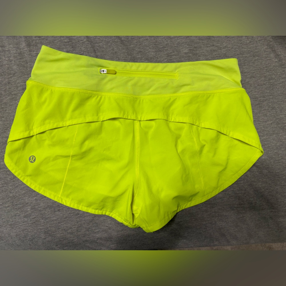 Lululemon Speed up Shorts 2.5” Lucid Lime